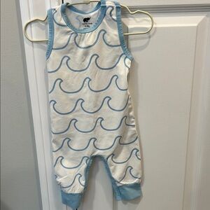 EUC Monica + Andy Stretchy Onesie 🚭